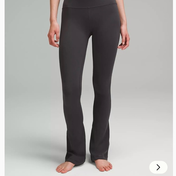 Lululemon Align high-rise mini flare pant (regular) - Picture 4 of 5